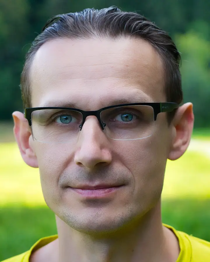 Portrait von Jacek, Gründer von Smart AI Studio